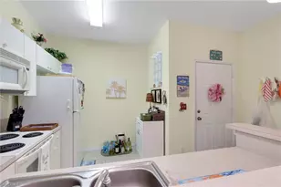 4236 Bellasol Cir, Fort Myers, FL 33916 - Photo 5