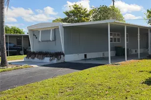 278 Cape Sable Dr, Naples, FL 34104 - Photo 1