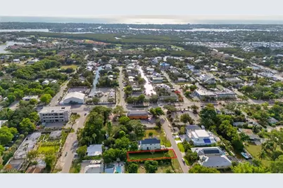 3010 Coco Ave, Naples, FL 34112 - Photo 1