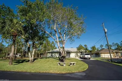 2421 22nd Ave NE, Naples, FL 34120 - Photo 31