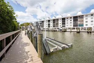 410 Flagship Dr, Naples, FL 34108 - Photo 27