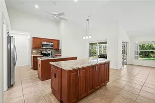 6643 Craven Hill Way, Naples, FL 34104 - Photo 3