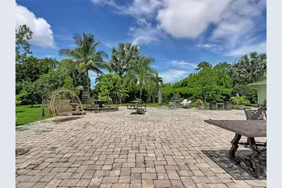 2280 Capri Ct, Naples, FL 34105 - Photo 37