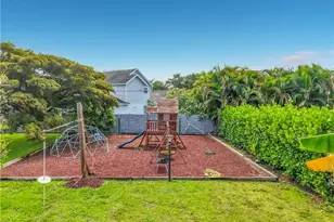 2280 Capri Ct, Naples, FL 34105 - Photo 43