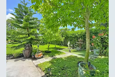2280 Capri Ct, Naples, FL 34105 - Photo 39