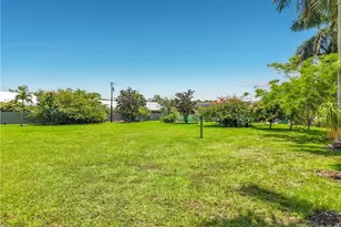 2280 Capri Ct, Naples, FL 34105 - Photo 45