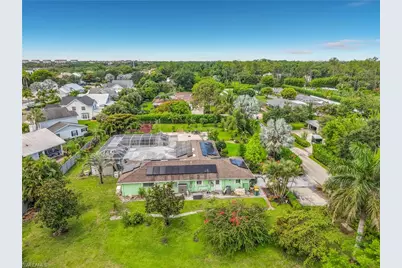 2280 Capri Ct, Naples, FL 34105 - Photo 29
