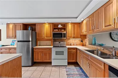 1250 Yesica Ann Cir #E105, Naples, FL 34110 - Photo 3