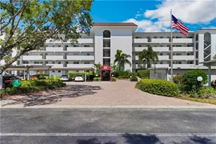 29 High Point Cir E, Naples, FL 34103 - Photo 3