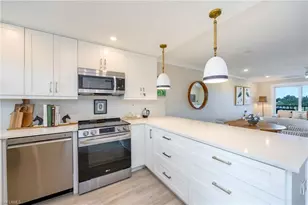 29 High Point Cir E, Naples, FL 34103 - Photo 1