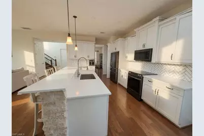13728 Luna Dr, Naples, FL 34109 - Photo 3