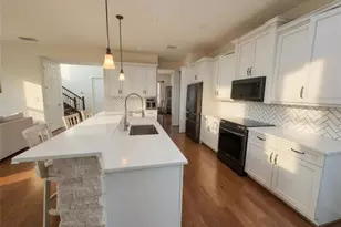 13728 Luna Dr, Naples, FL 34109 - Photo 3