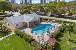 736 Wiggins Lake Dr, Naples, FL 34110 - Photo 23