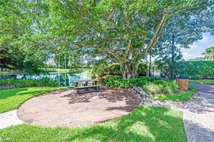 6625 Ilex Cir, Naples, FL 34109 - Photo 41