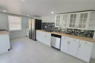 10671 Hampton St, Bonita Springs, FL 34135 - Photo 5