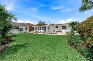 27051 Sun Aqua Ln, Bonita Springs, FL 34135 - Photo 21