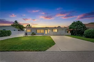 27051 Sun Aqua Ln, Bonita Springs, FL 34135 - Photo 1