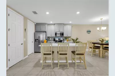 14695 Edgewater Cir, Naples, FL 34114 - Photo 11