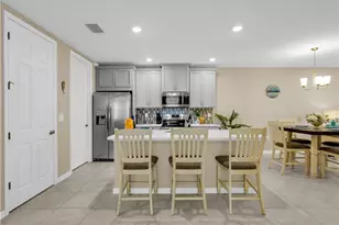 14695 Edgewater Cir, Naples, FL 34114 - Photo 11