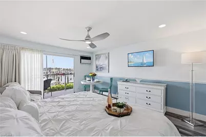 900 Broad Ave S #125, Naples, FL 34102 - Photo 3