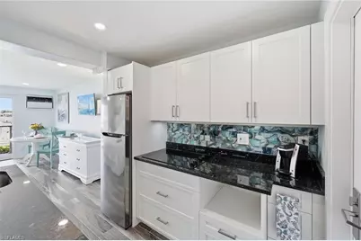 900 Broad Ave S #125, Naples, FL 34102 - Photo 7