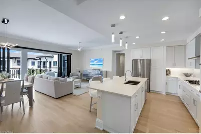 1135 3rd Ave S #518, Naples, FL 34102 - Photo 9