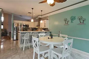 520 Crossfield Cir, Naples, FL 34104 - Photo 13