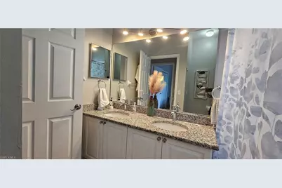520 Crossfield Cir, Naples, FL 34104 - Photo 23