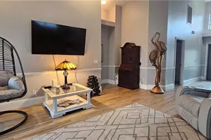 520 Crossfield Cir, Naples, FL 34104 - Photo 3