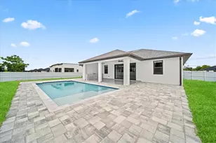 224 Chiquita Blvd N, Cape Coral, FL 33993 - Photo 7