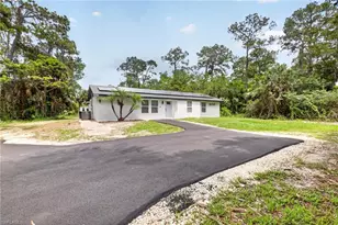 280 1st St NW, Naples, FL 34120 - Photo 43