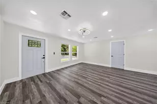 280 1st St NW, Naples, FL 34120 - Photo 9