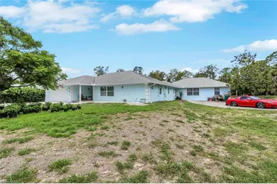 521 31st St SW, Naples, FL 34117 - Photo 3