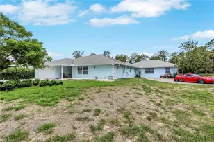 521 31st St SW, Naples, FL 34117 - Photo 3