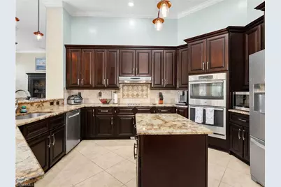 530 13th St NW, Naples, FL 34120 - Photo 3