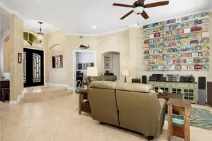 530 13th St NW, Naples, FL 34120 - Photo 9