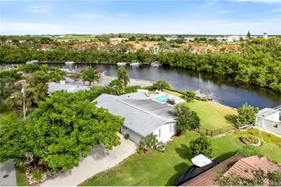 2271 Harbor Rd, Naples, FL 34104 - Photo 3