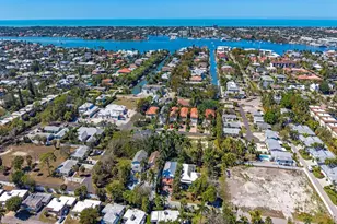 23 Knights Bridge Rd, Naples, FL 34112 - Photo 1