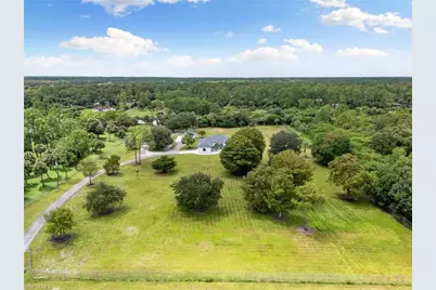 221 10th St SE, Naples, FL 34117 - Photo 45