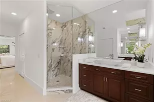 221 10th St SE, Naples, FL 34117 - Photo 23