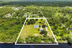 221 10th St SE, Naples, FL 34117 - Photo 49