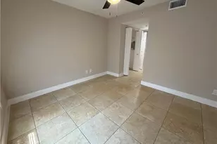 4680 St Croix Ln, Naples, FL 34109 - Photo 3