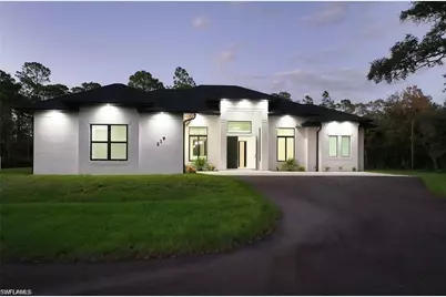 219 33rd Ave NW, Naples, FL 34120 - Photo 3