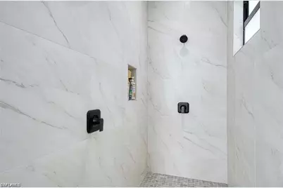 219 33rd Ave NW, Naples, FL 34120 - Photo 21