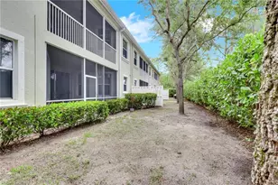 1335 Mariposa Cir, Naples, FL 34105 - Photo 17
