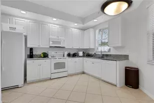 1335 Mariposa Cir, Naples, FL 34105 - Photo 3
