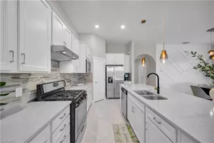 19649 Aqua View Ln, Fort Myers, FL 33913 - Photo 19