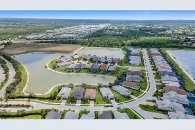 19649 Aqua View Ln, Fort Myers, FL 33913 - Photo 29