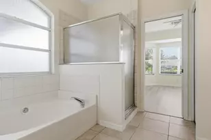 1817 Avian Ct, Naples, FL 34119 - Photo 15