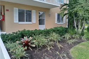 3001 Sandpiper Bay Cir, Naples, FL 34112 - Photo 1